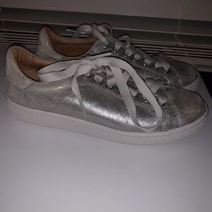 Womens Sneakers